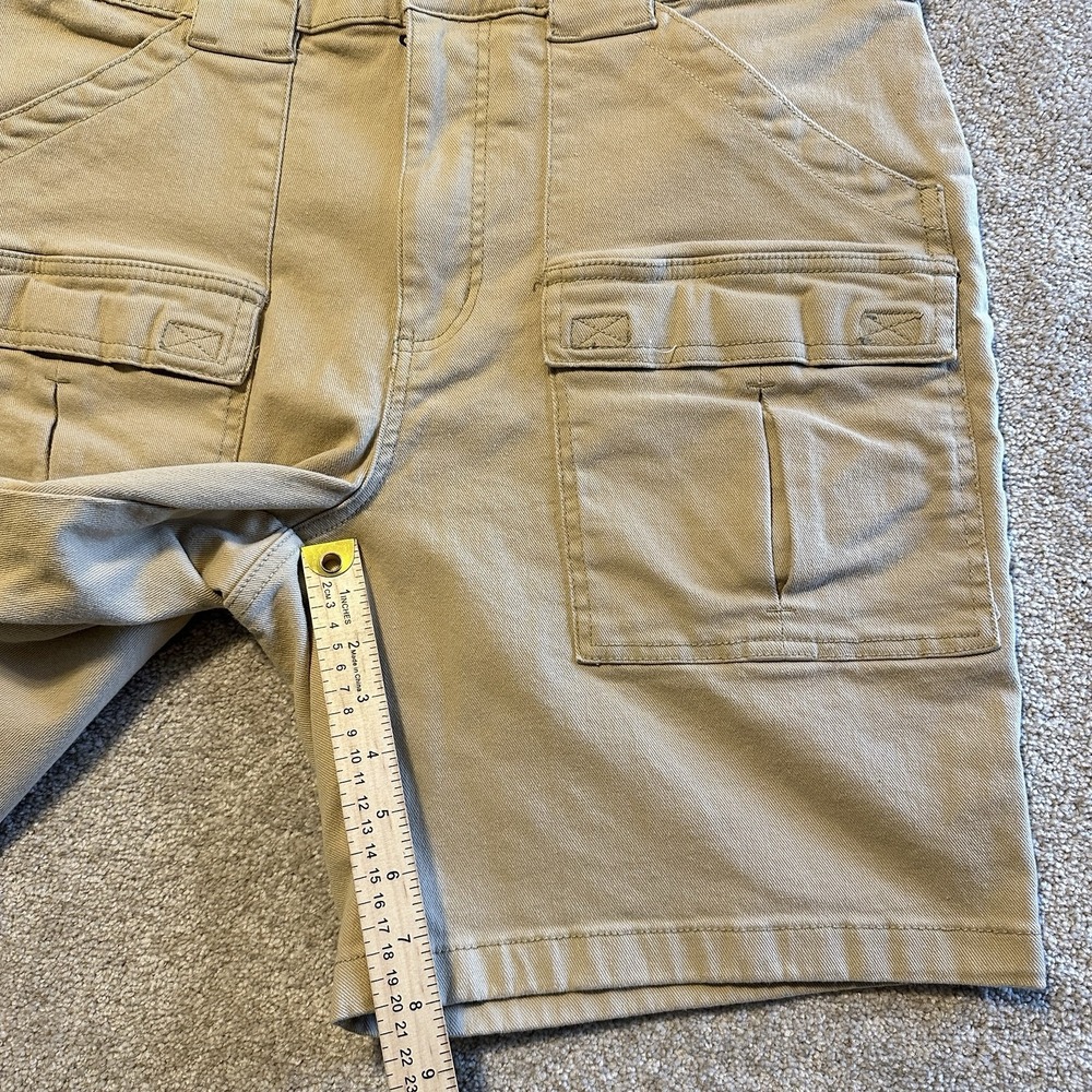 Mens Cargo Shorts Size 36 John Blair Utility Pockets Beige Flat Front Casual 8" - Picture 5 of 7